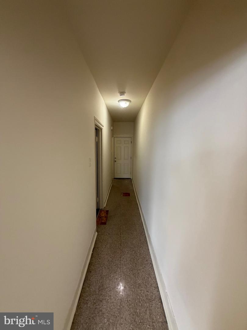 1103 Lindley Ave Property Photo 10