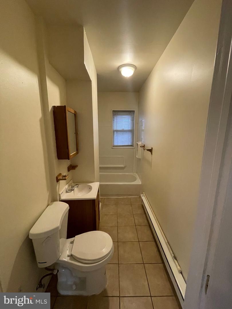 1103 Lindley Ave Property Photo 19
