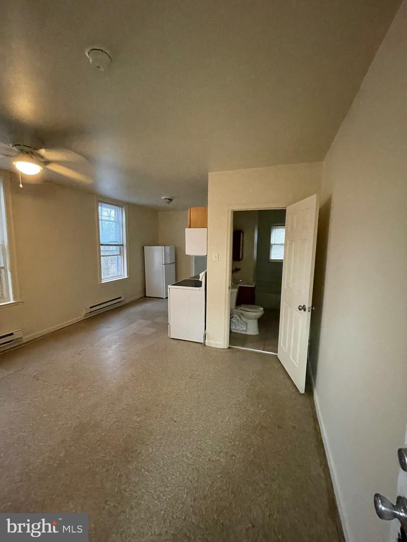1103 Lindley Ave Property Photo 20