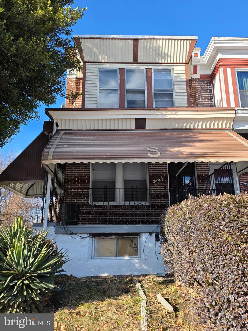 2147 Eastburn Ave Property Photo 1