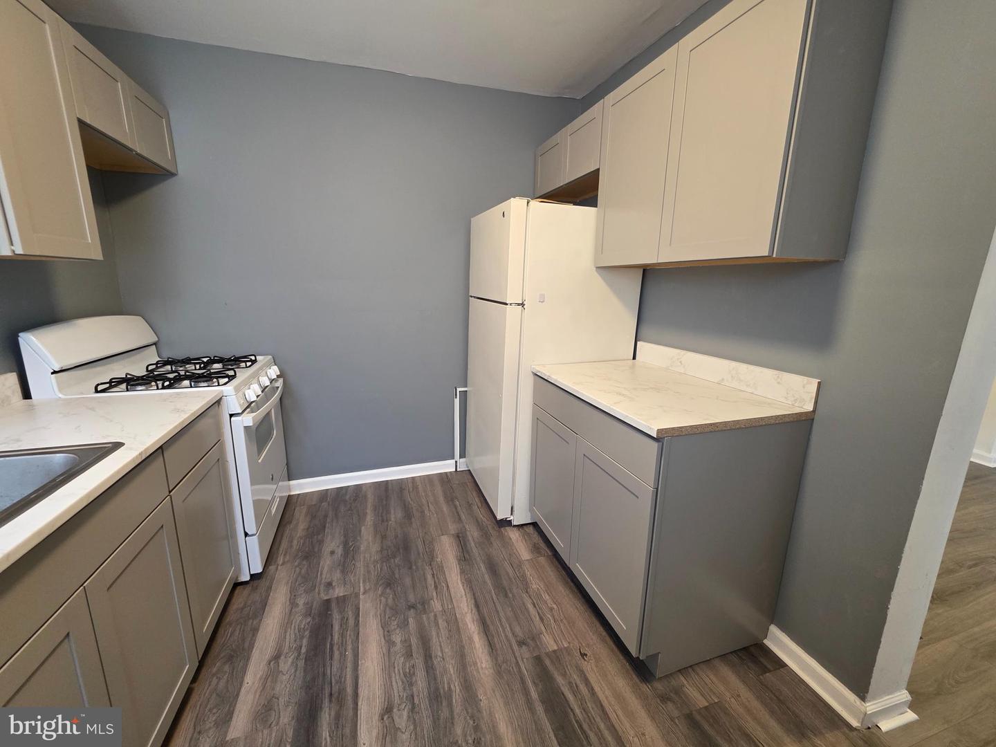 2147 Eastburn Ave Property Photo 4