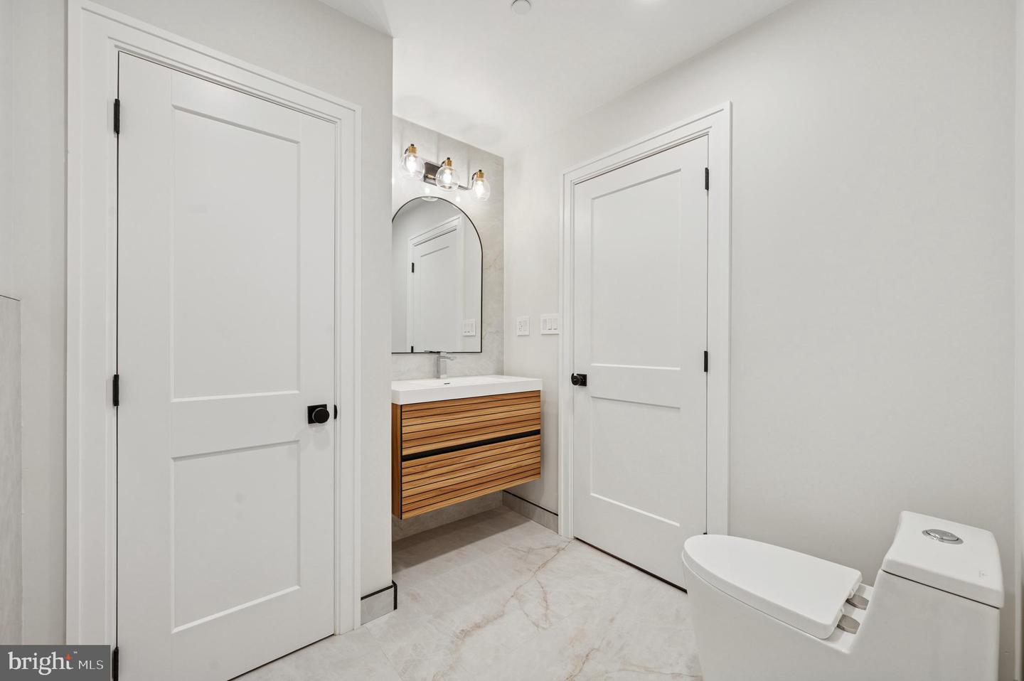 108 N Van Pelt St Property Photo 27