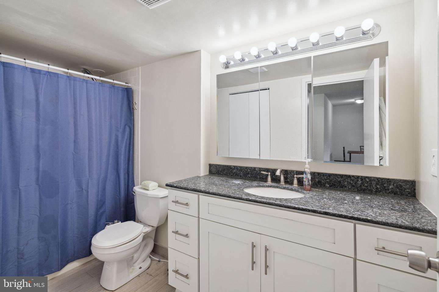 1420 Locust St #8o Property Photo 9