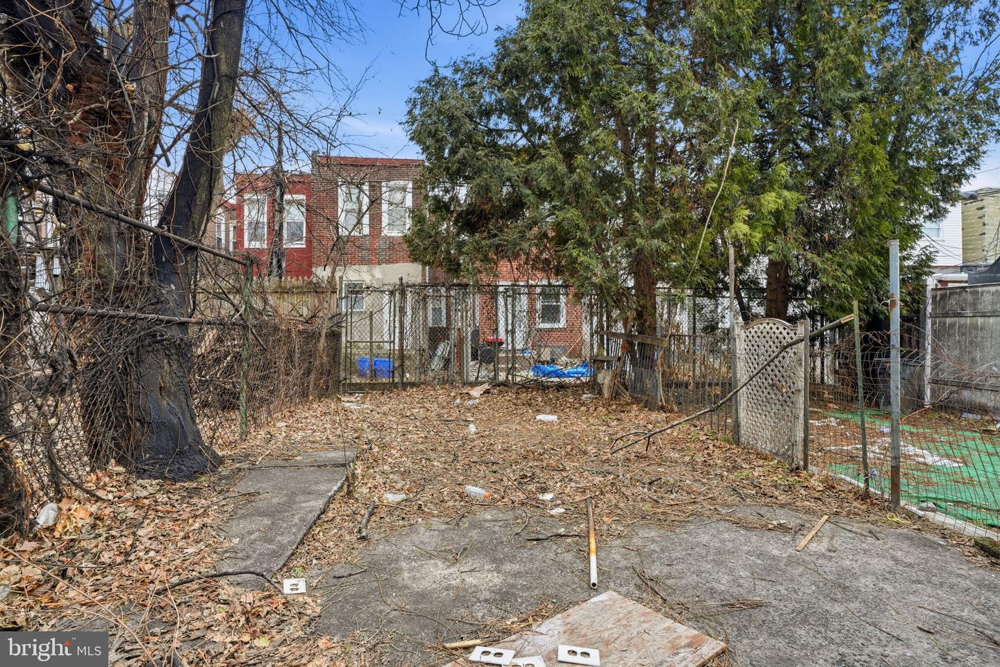 1864 E Cornwall St Property Photo 22