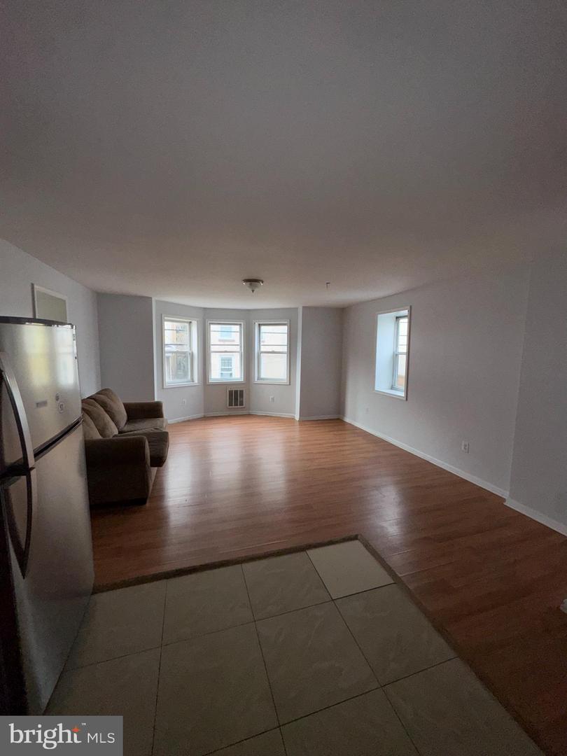 230 E HAINES ST #2ND FLOOR Property Photo 1