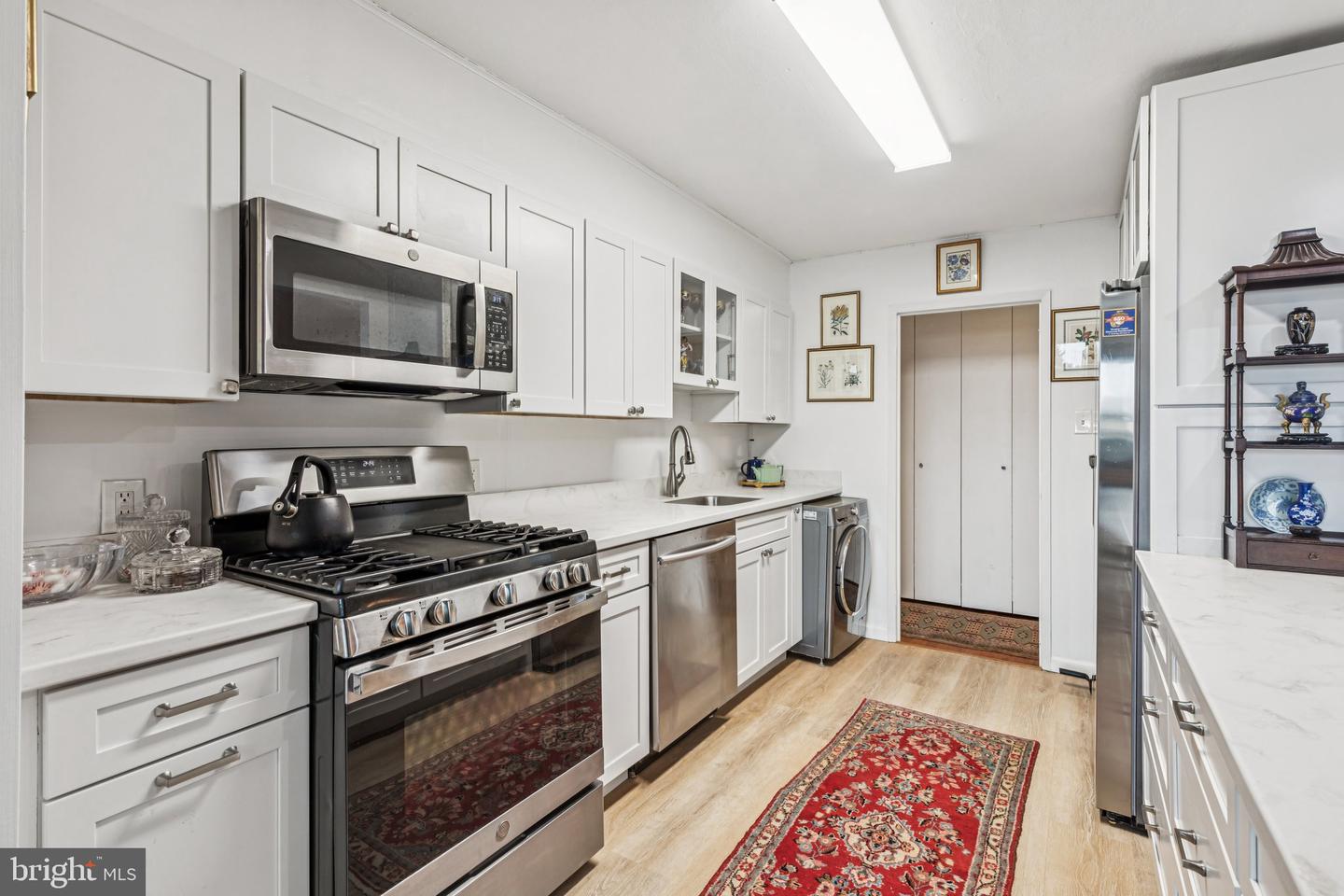 2401 Pennsylvania Ave #3b21 Property Photo 8