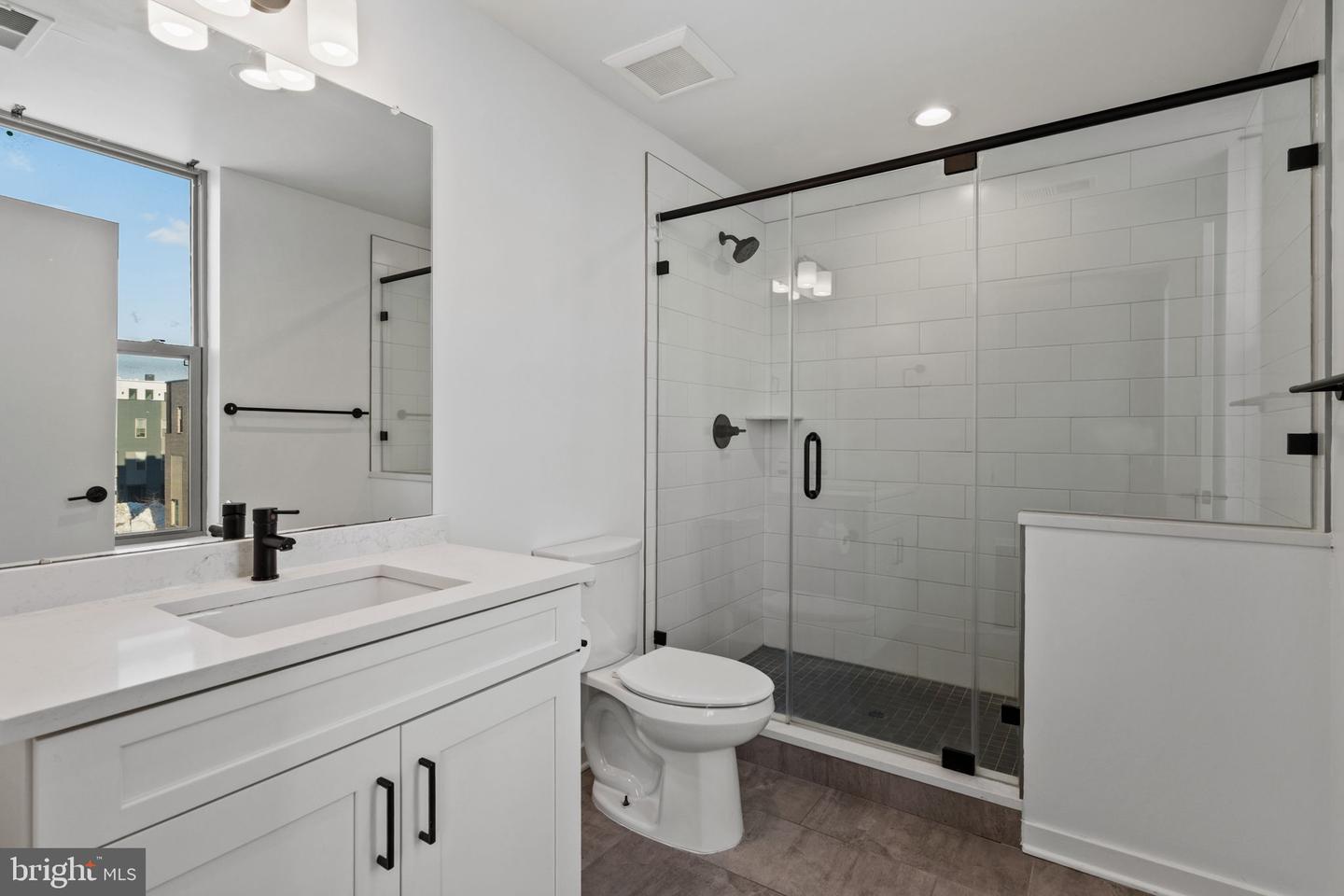 3200 Parkview Walk Property Photo 24