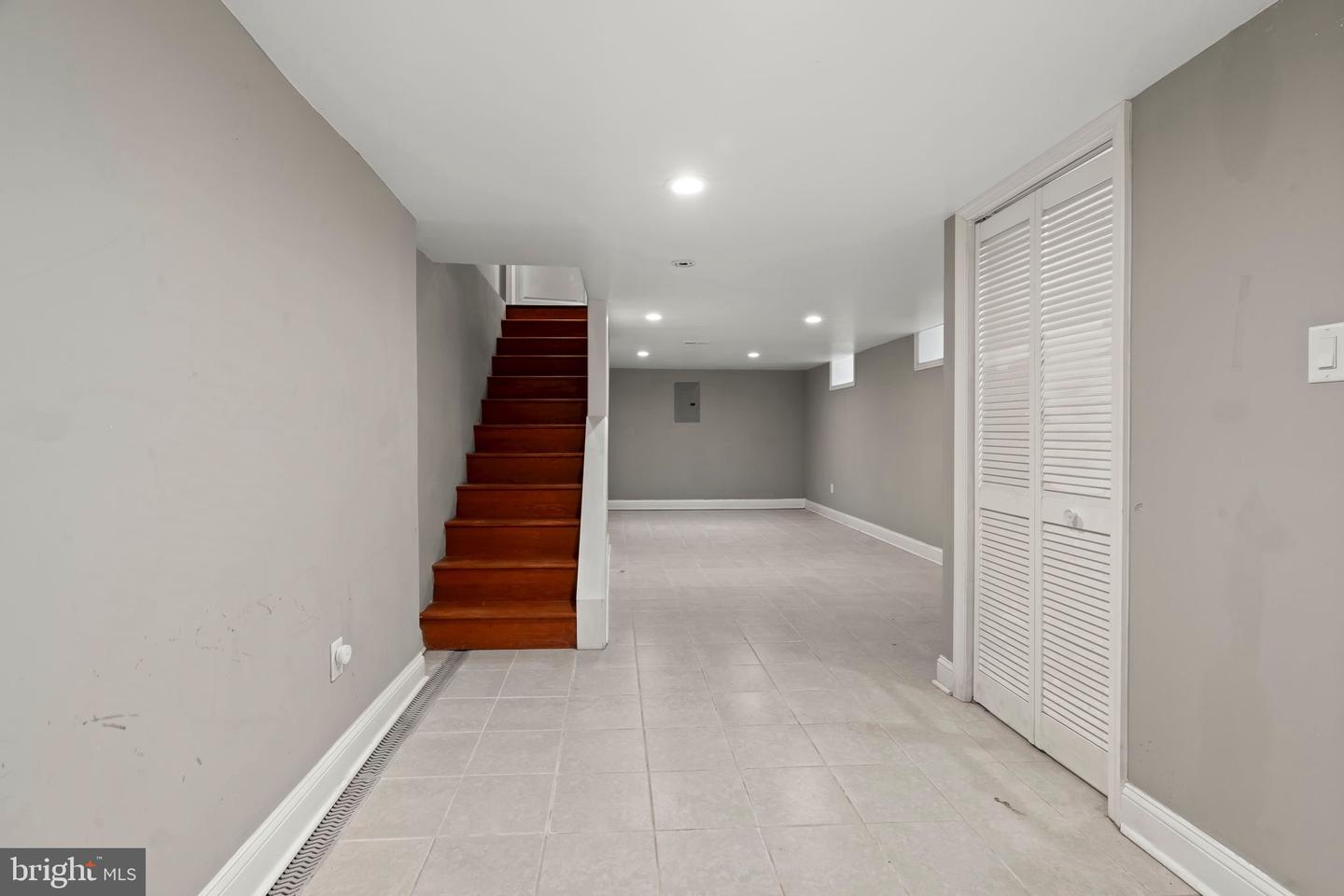 5101 Ditman St Property Photo 27