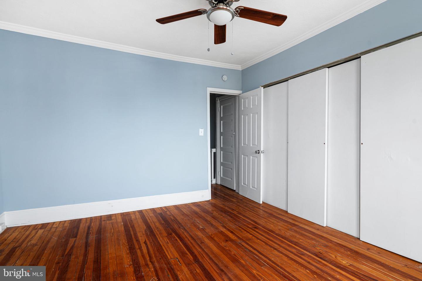 4606 Benner St Property Photo 6