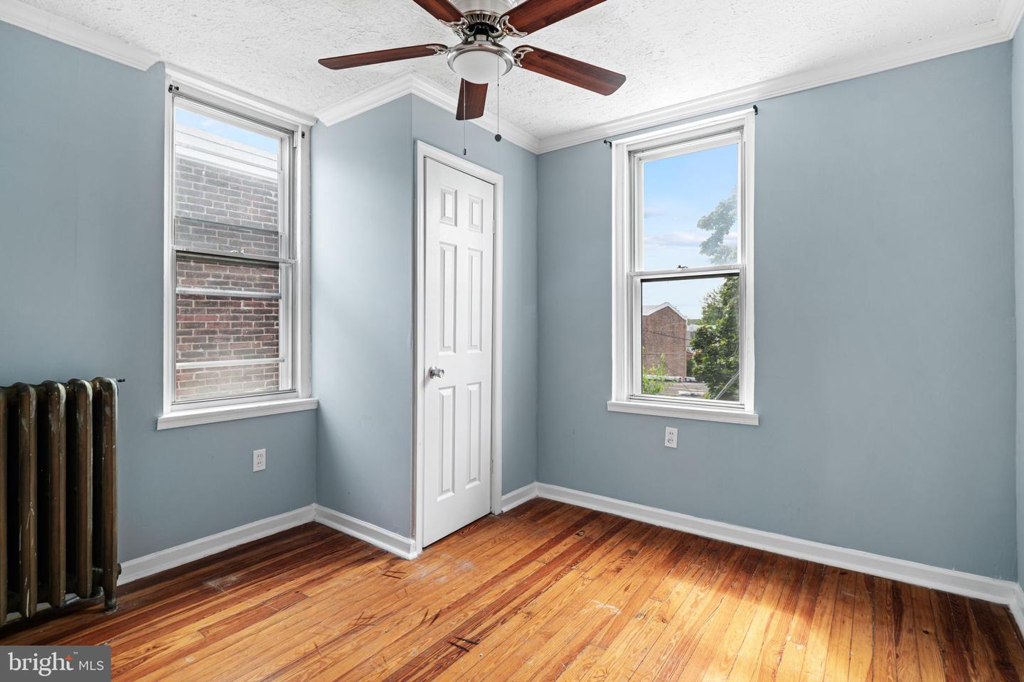 4606 Benner St Property Photo 13