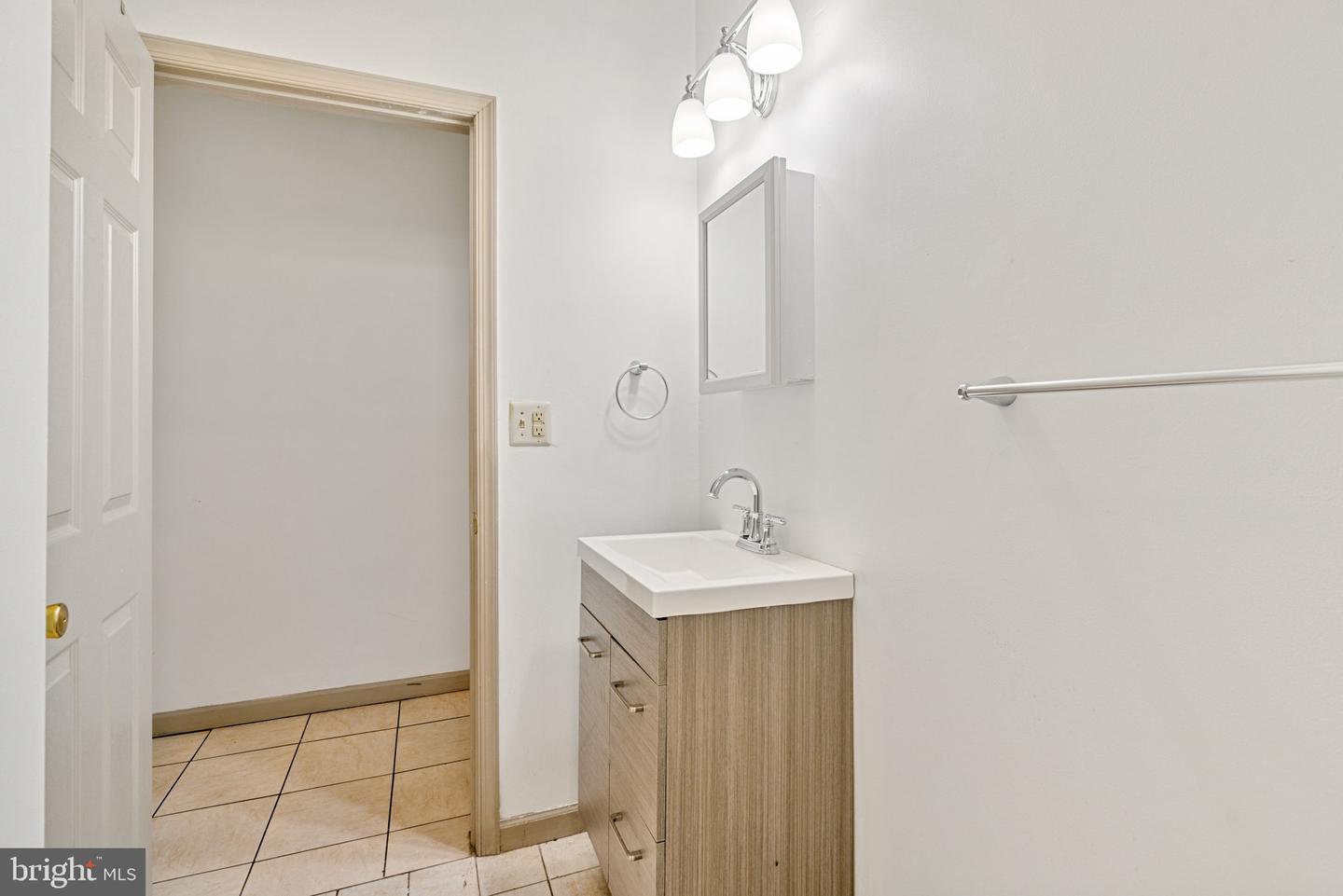 1621 W Diamond St Property Photo 11