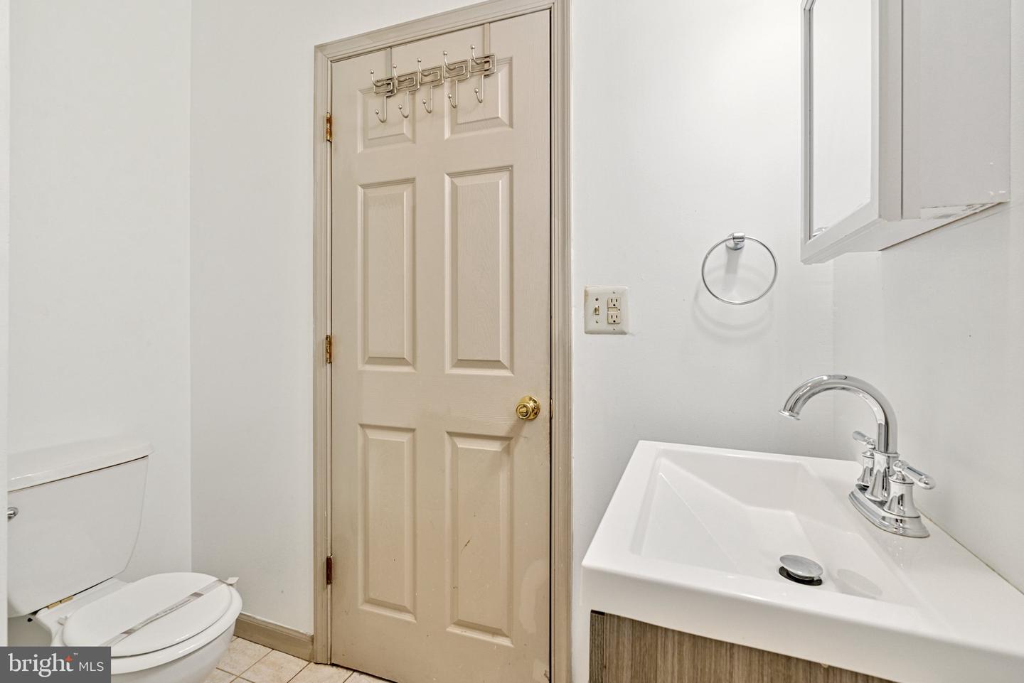 1621 W Diamond St Property Photo 18