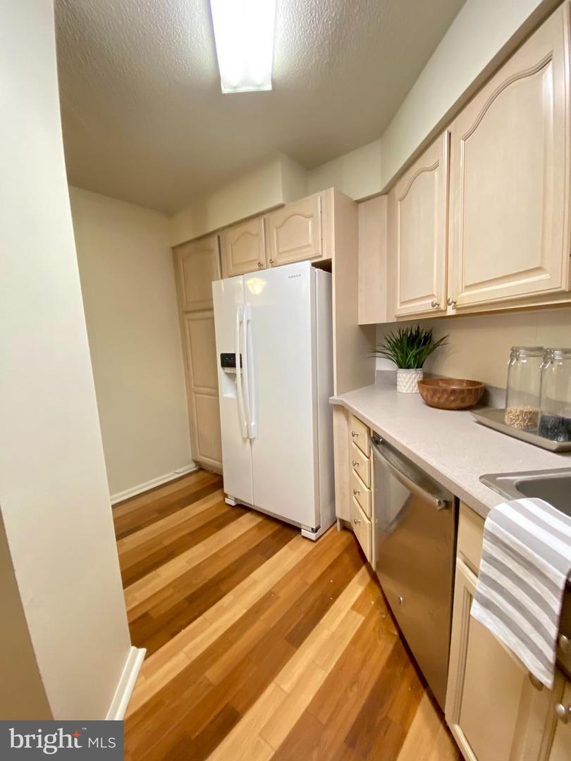1420 Locust St #7d Property Photo 11