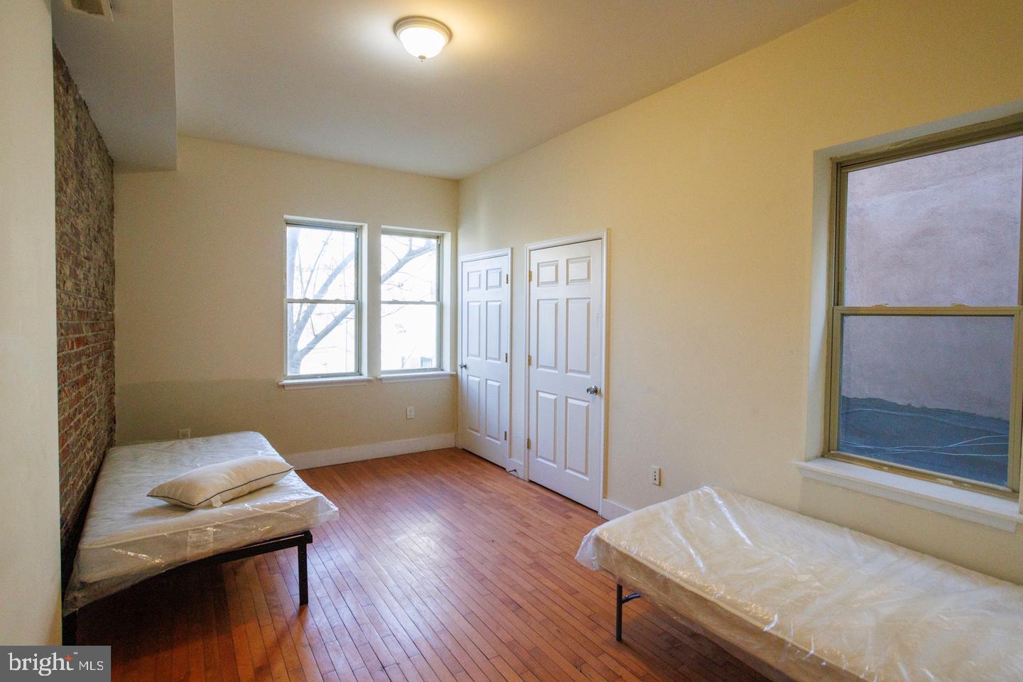 1609 W Susquehanna Ave Property Photo 5