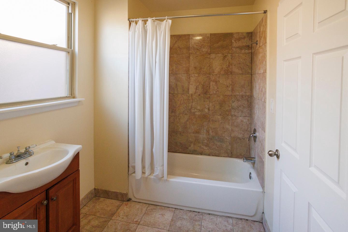 1609 W Susquehanna Ave Property Photo 15