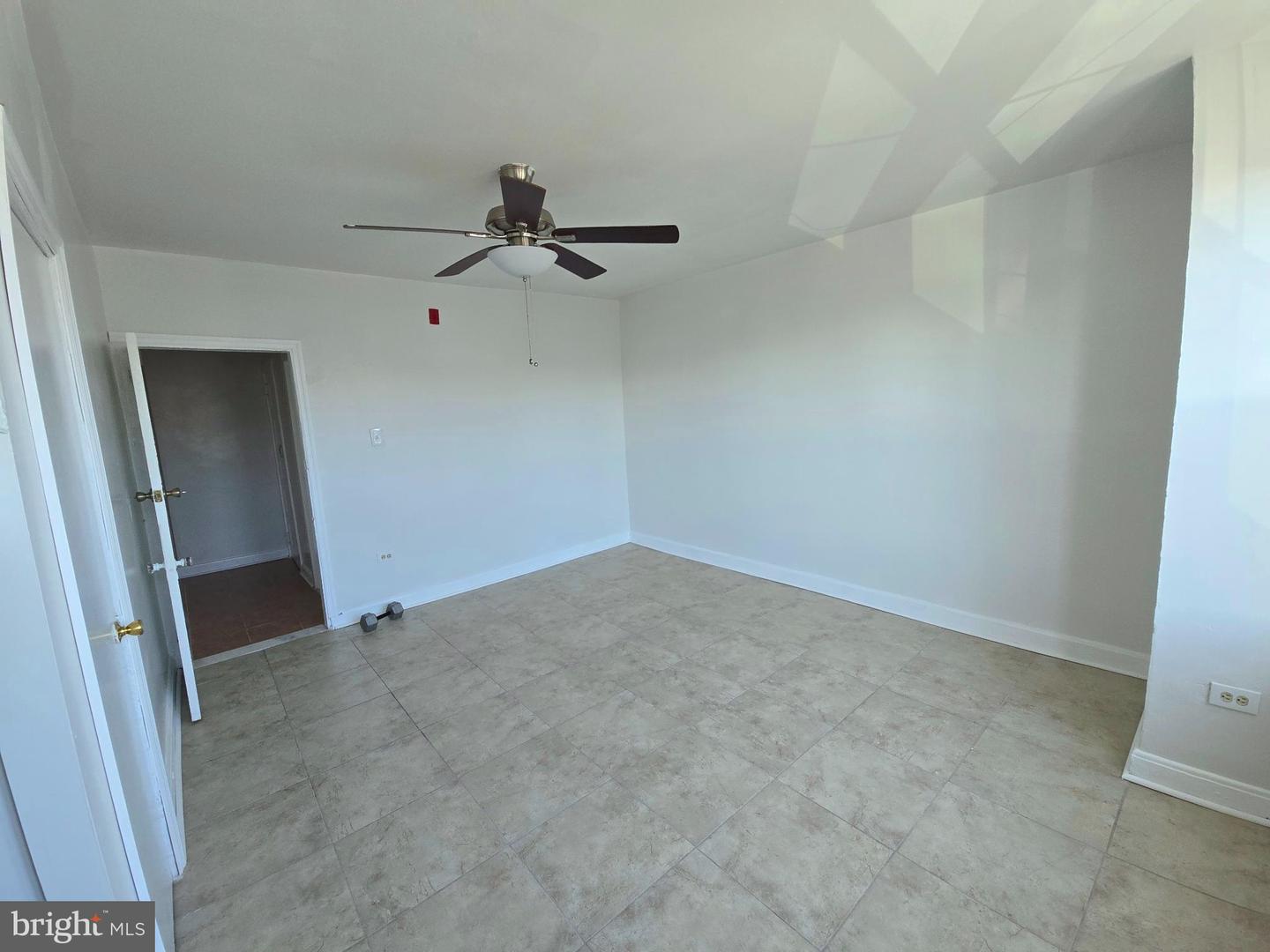 433 W Chew Ave Property Photo 7