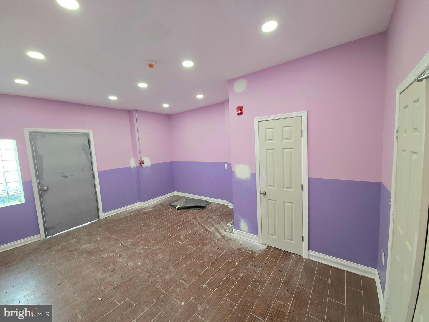 433 W Chew Ave Property Photo 12
