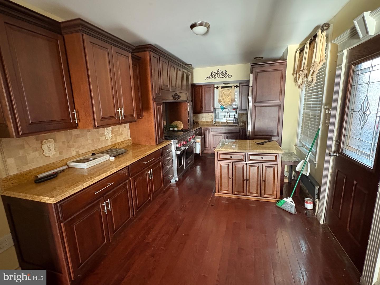 2141 Stenton Ave Property Photo 10