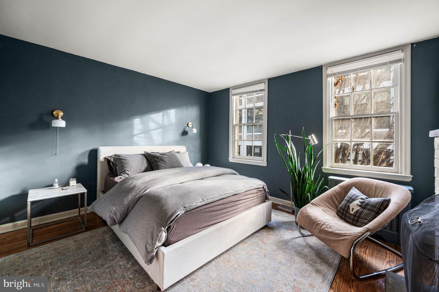 2035 Rittenhouse Sq Property Photo 2