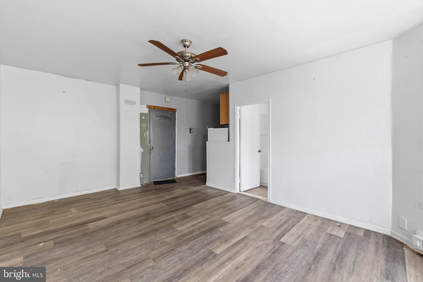 5721-45 Morris St #507 Property Photo 13