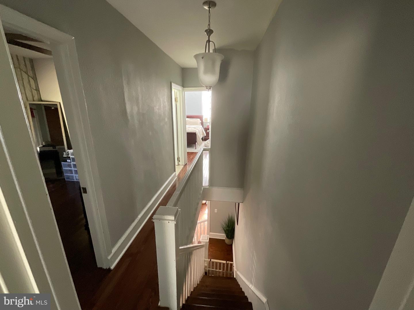 2938 E Thompson St Property Photo 11