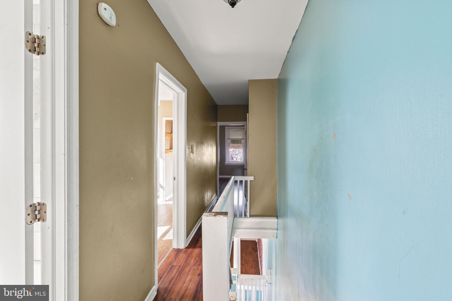 2069 Margaret St Property Photo 13