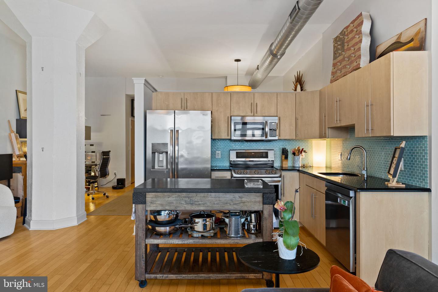 1100 S Broad St #415c Property Photo 18