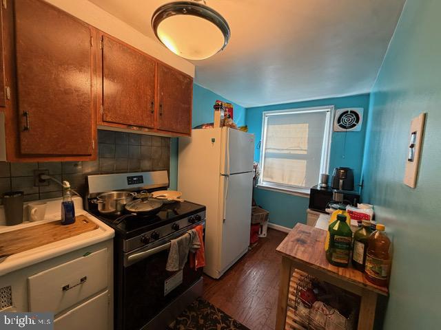 7221 Horrocks St Property Photo 8