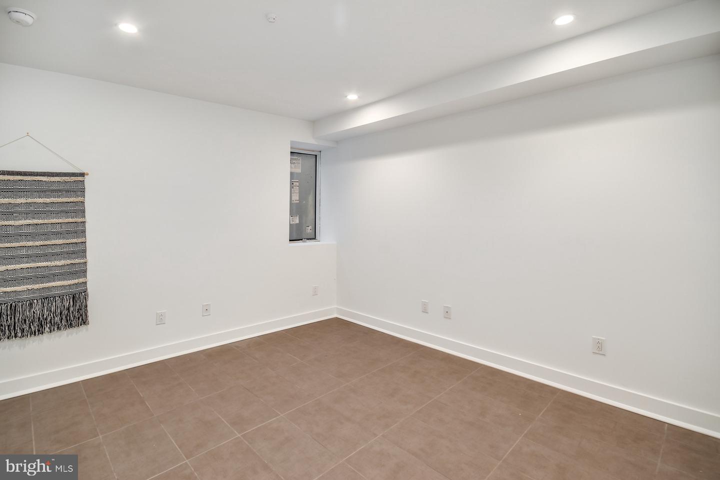 113 Olive St Property Photo 24