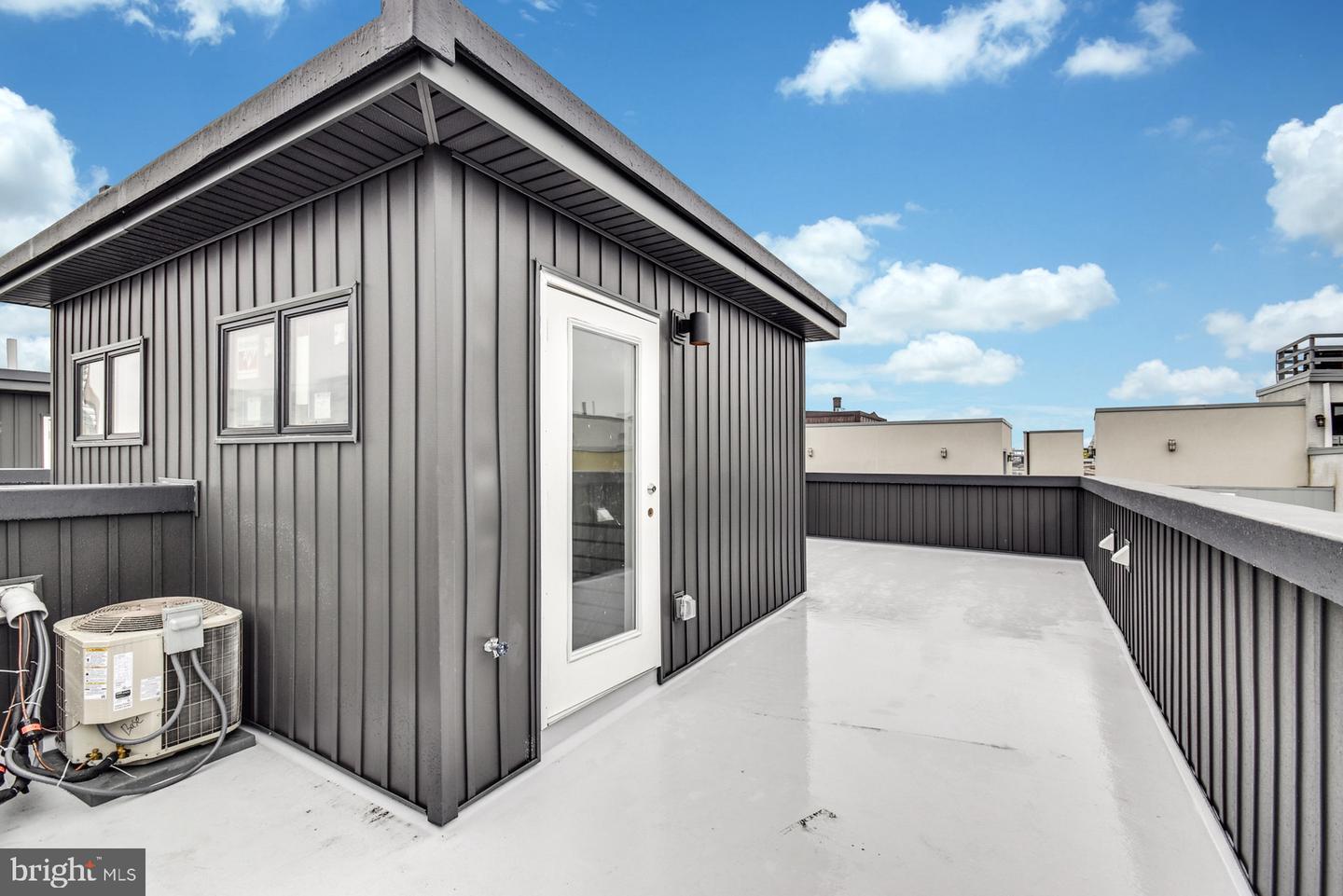 113 Olive St Property Photo 30