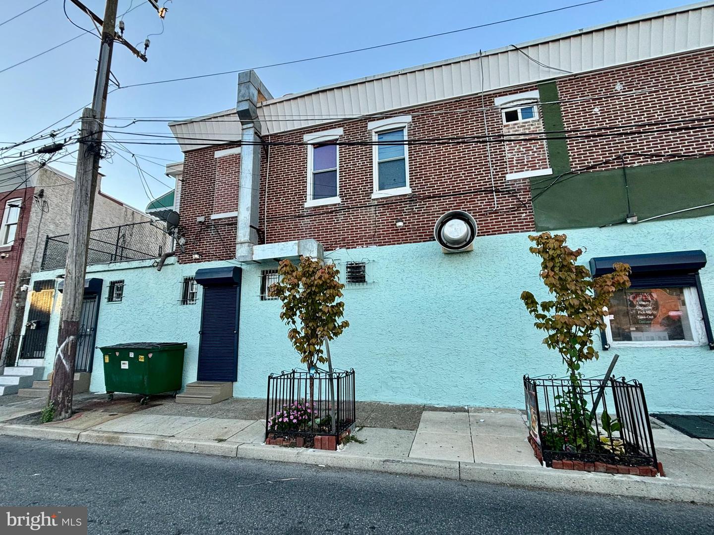 2084 E Allegheny Ave Property Photo 27