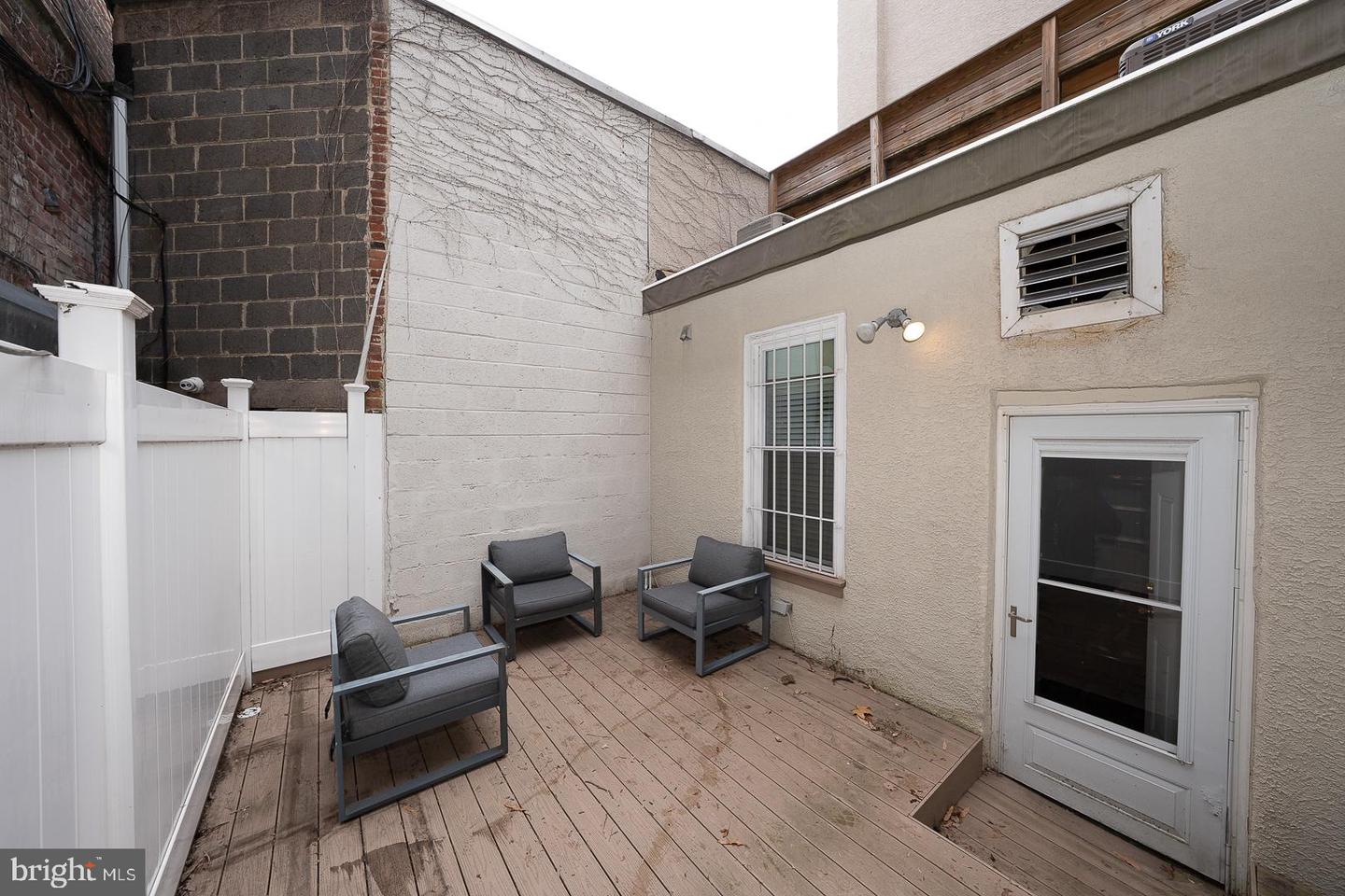 524 S 3rd St #1 Property Photo 14