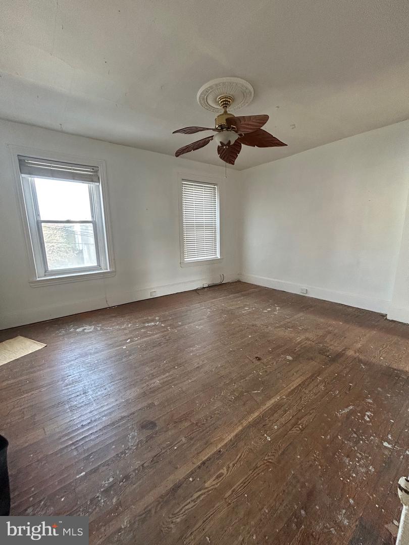 2430 N Mascher St Property Photo 19