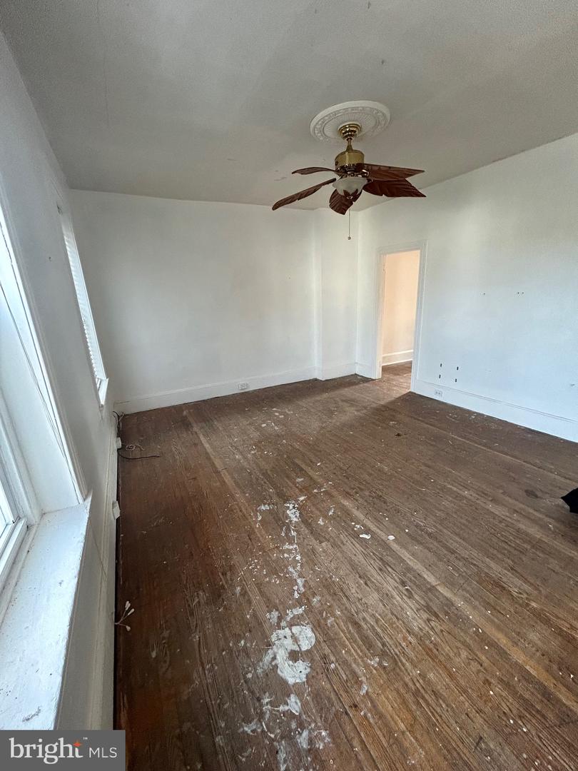 2430 N Mascher St Property Photo 22