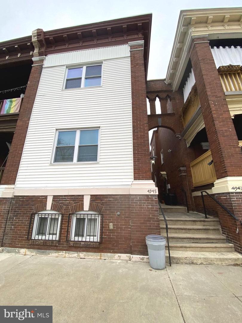4945 Chestnut St Property Photo 1