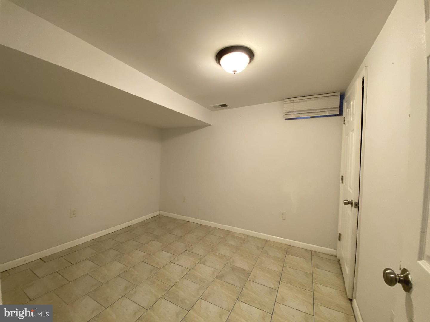 4945 Chestnut St Property Photo 11