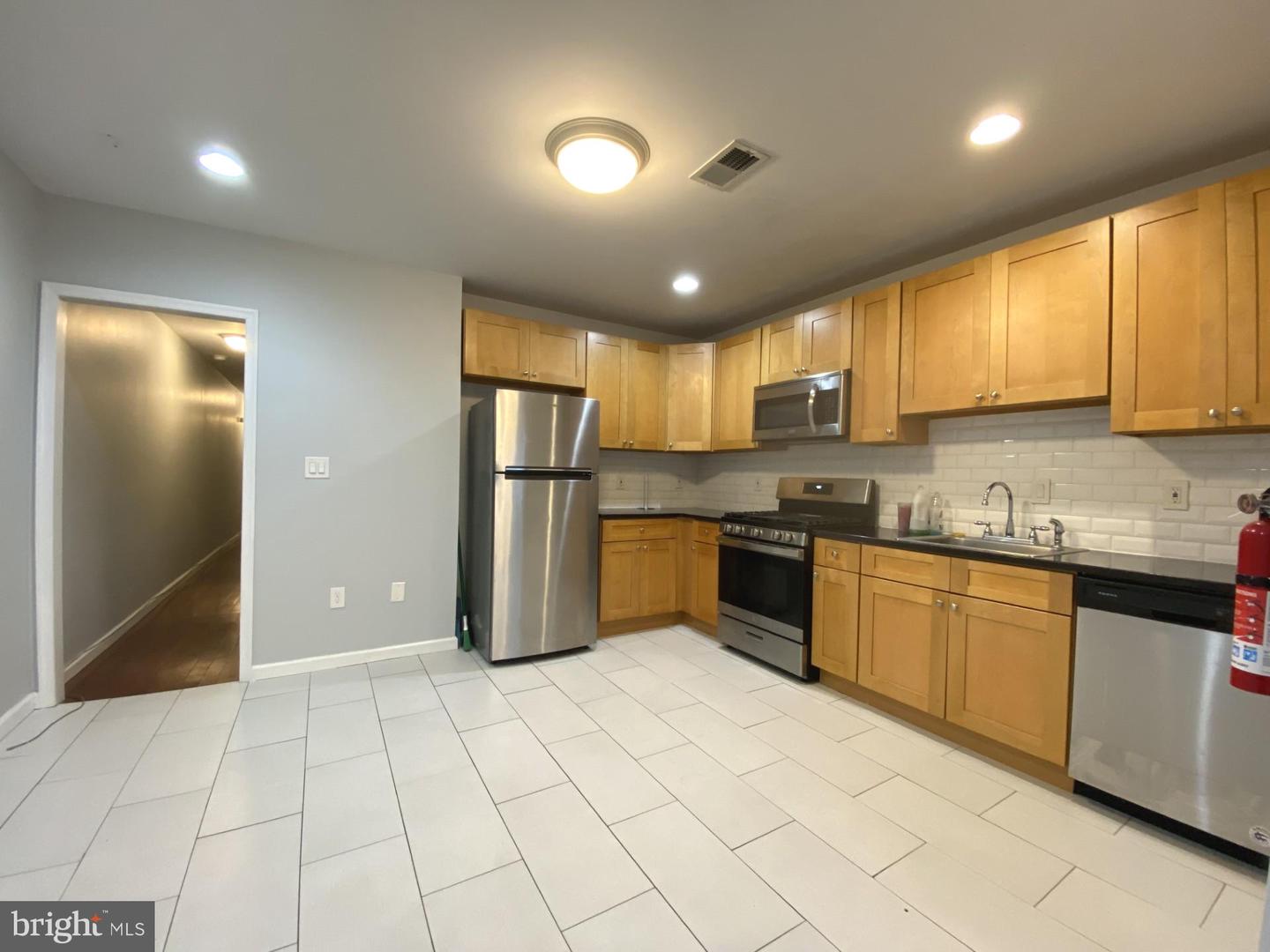 4945 Chestnut St Property Photo 16