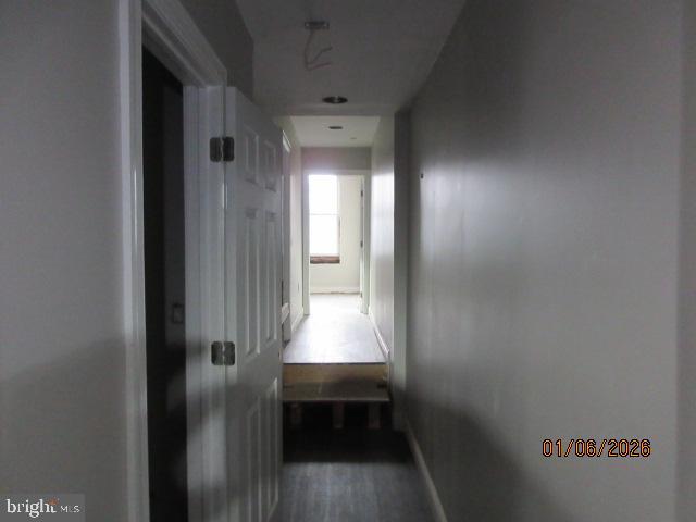 2717 W Jefferson St Property Photo 6