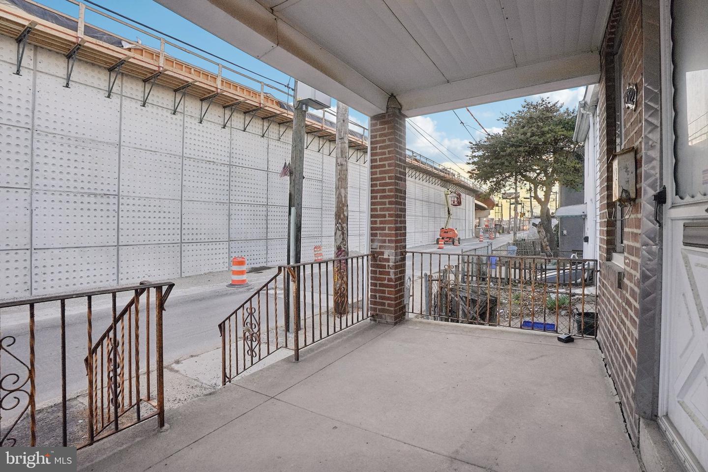 5322 James St Property Photo 4