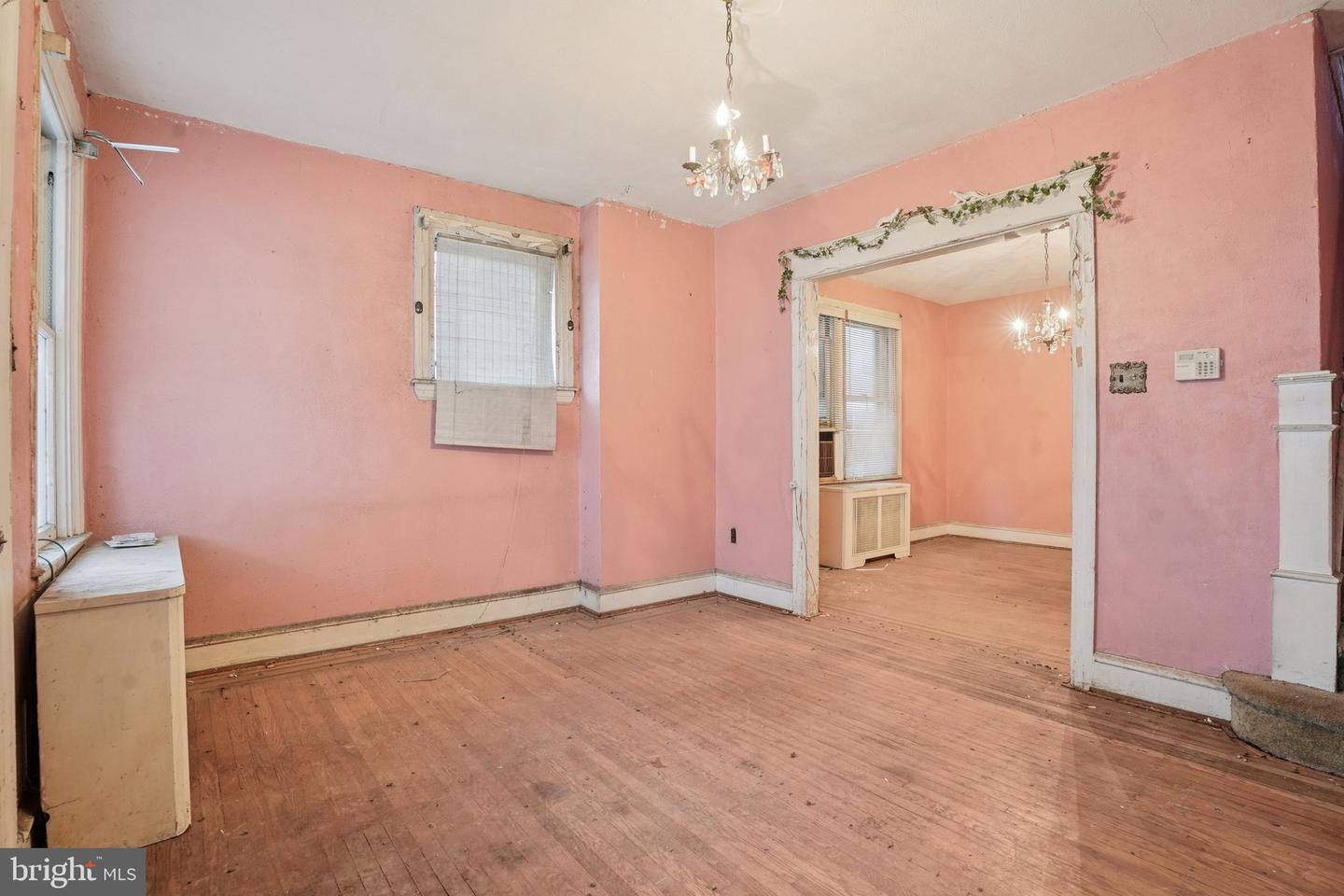 5322 James St Property Photo 7