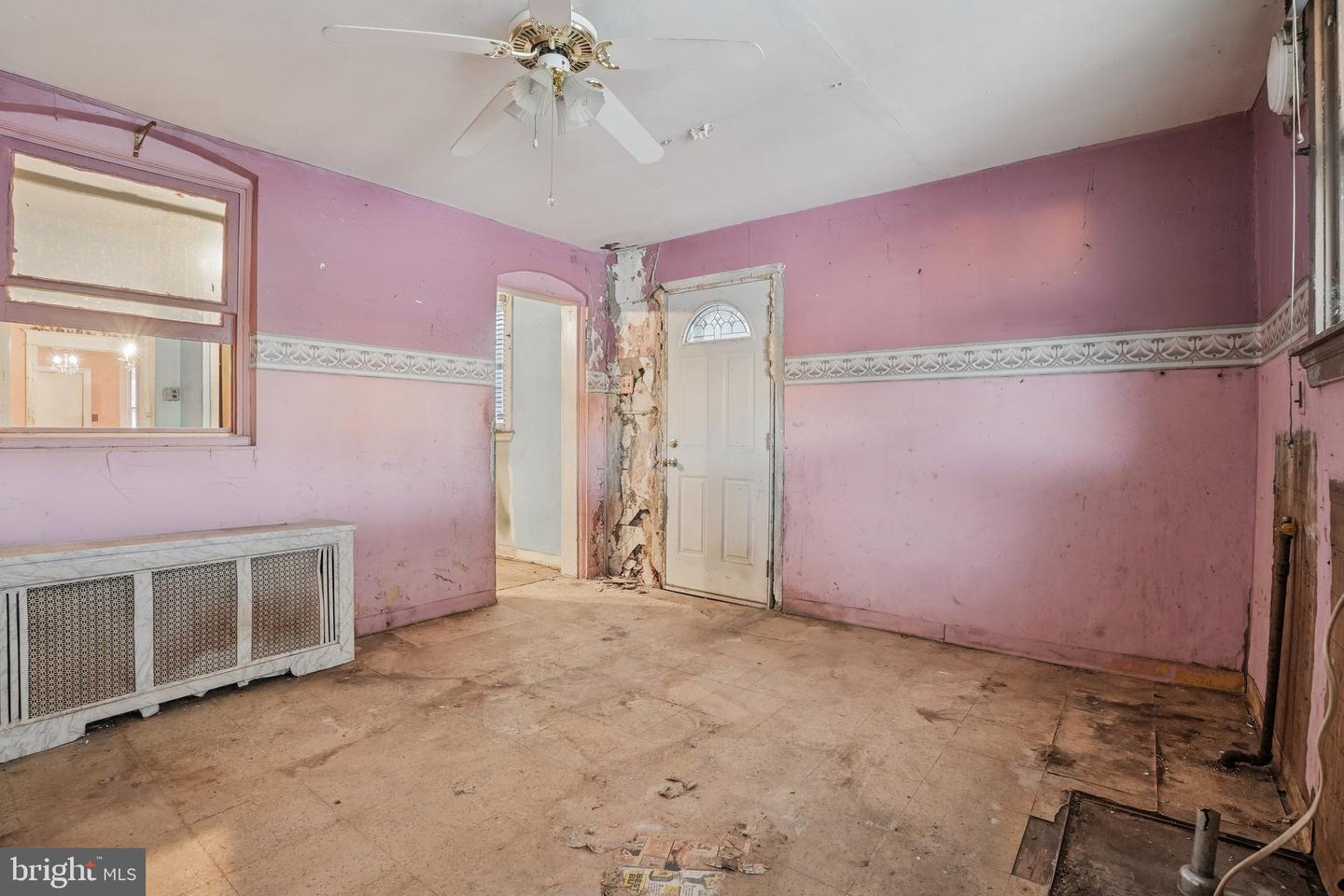 5322 James St Property Photo 16