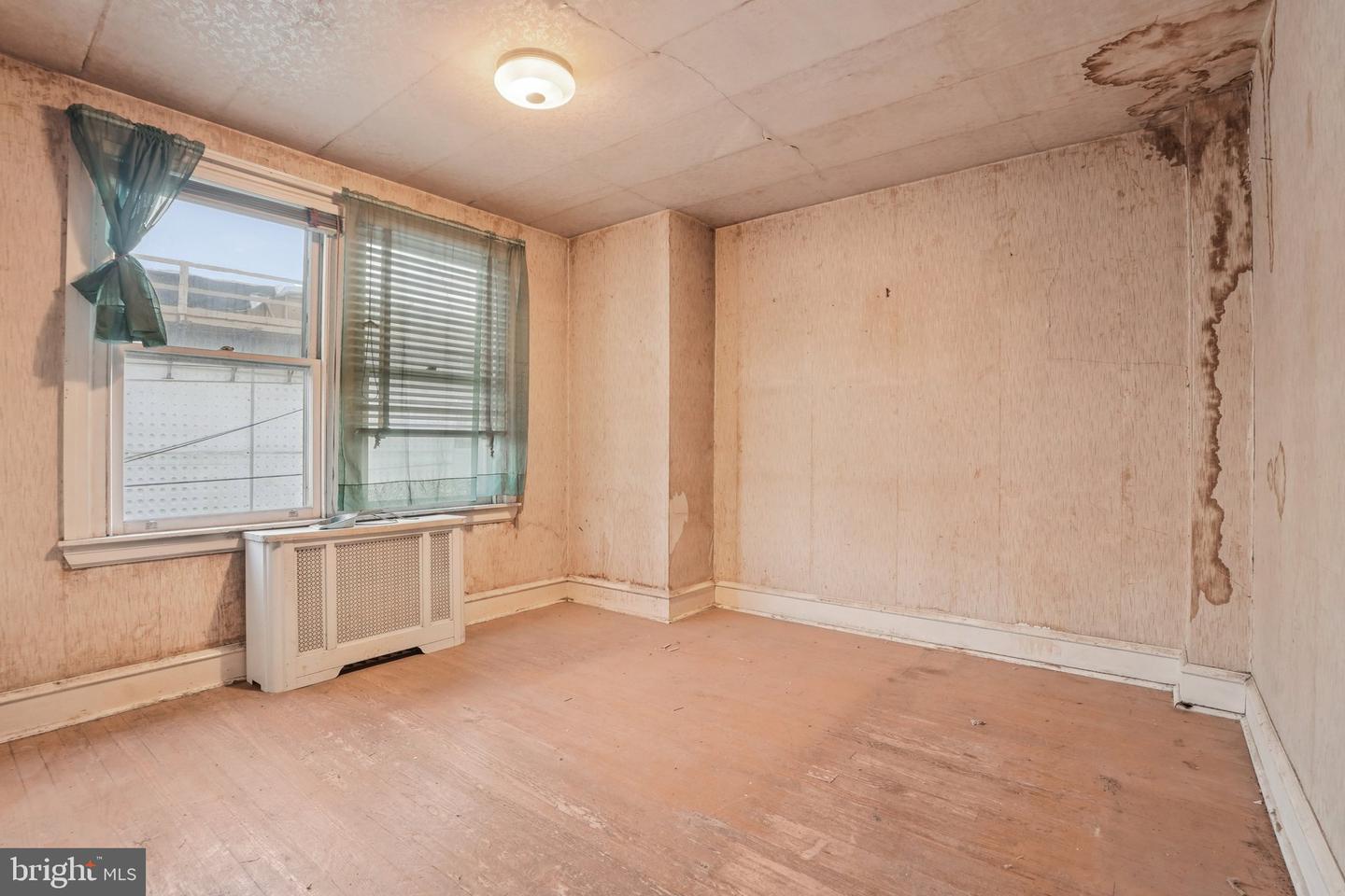 5322 James St Property Photo 25