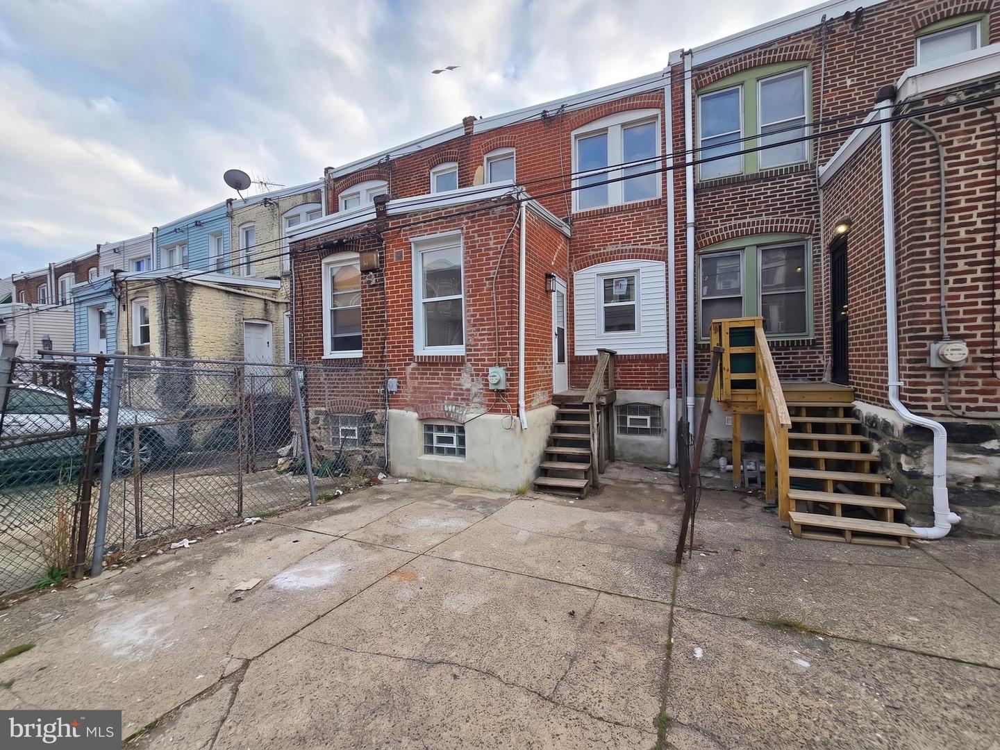 2079 Anchor St Property Photo 17