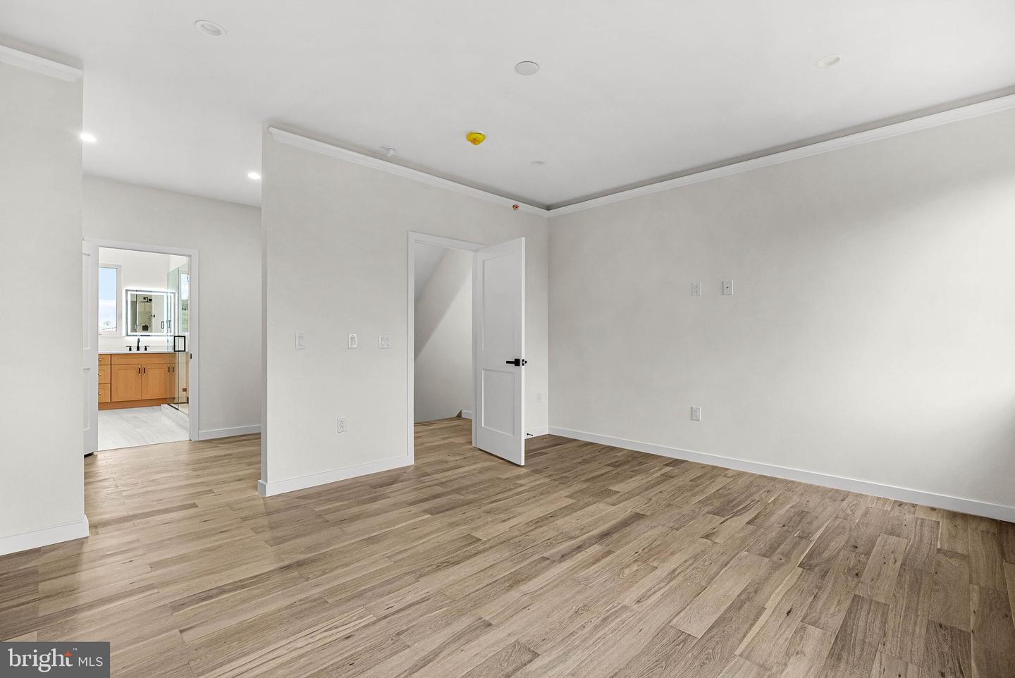 2429 Hartranft St Property Photo 11