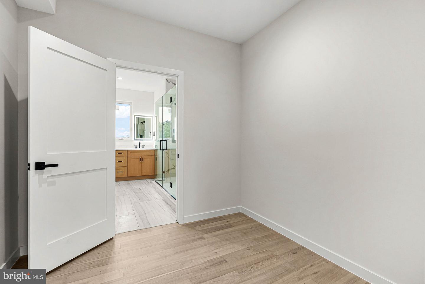 2429 Hartranft St Property Photo 12