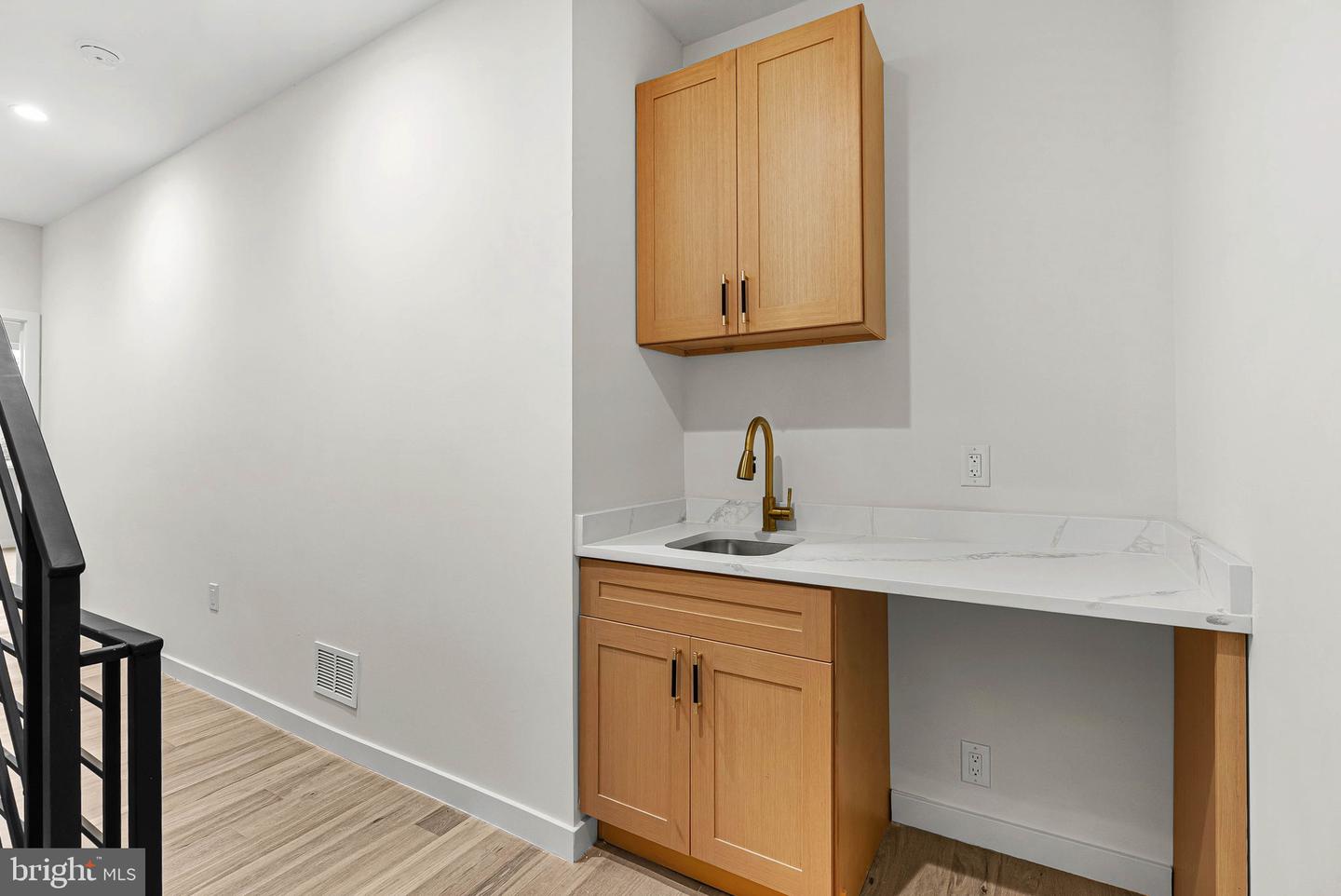 2429 Hartranft St Property Photo 16