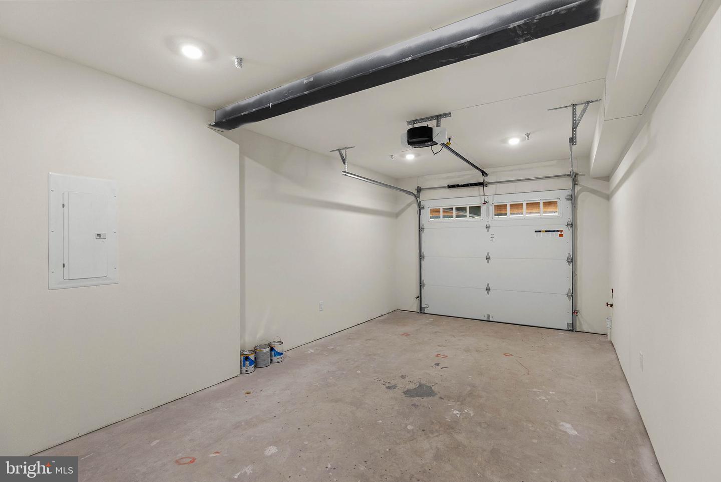 2427 Hartranft St Property Photo 29