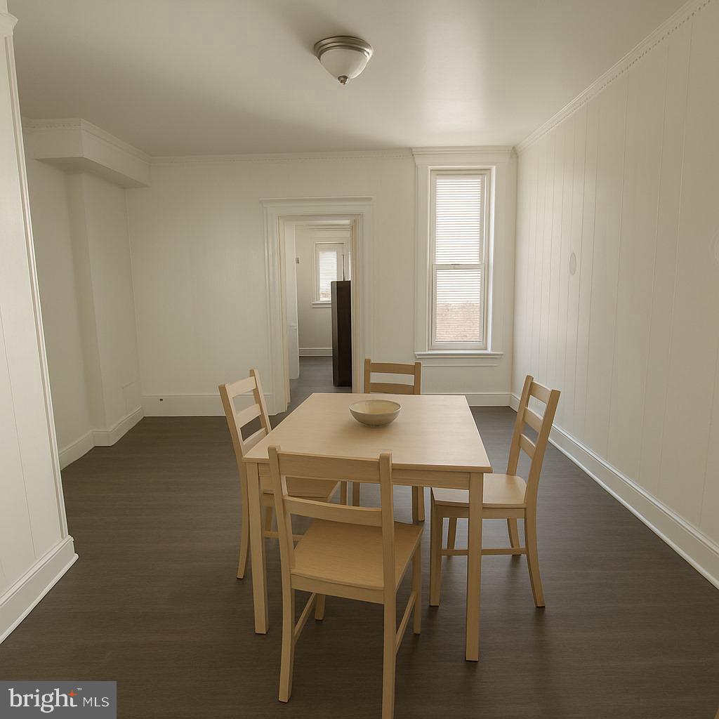 2926 N Stillman St Property Photo 6