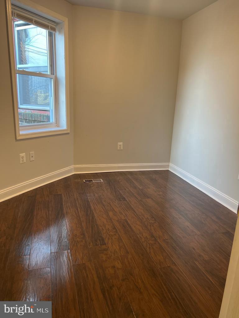 5603 Florence Ave Property Photo 7