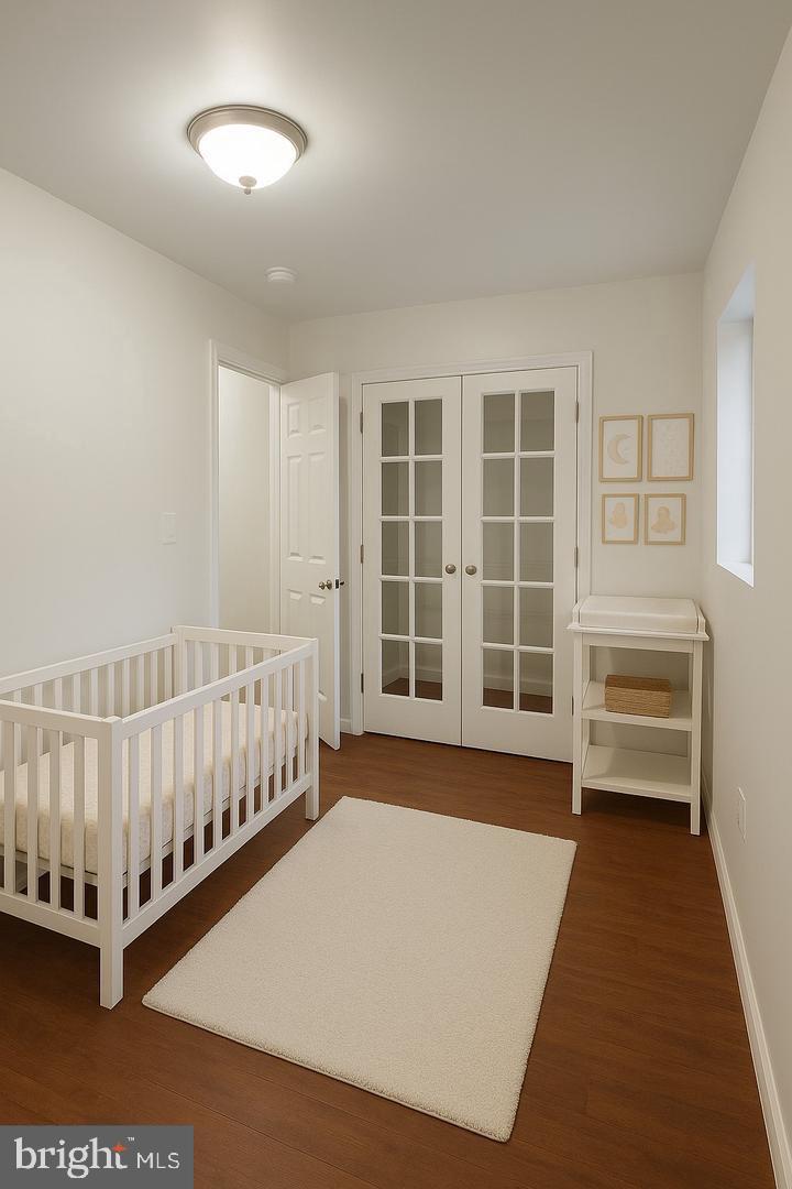 6041 Vine St Property Photo 4